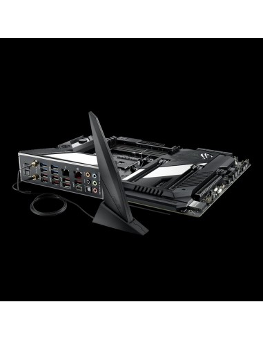 ASUS ROG Crosshair VIII Formula AMD X570 Presa AM4 ATX