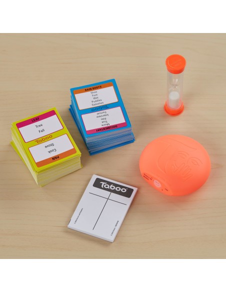 Hasbro Taboo Piccoli vs Grandi (gioco in scatola)