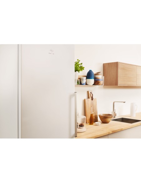 Indesit UI6 F1T W congelatore Libera installazione 223 L Bianco