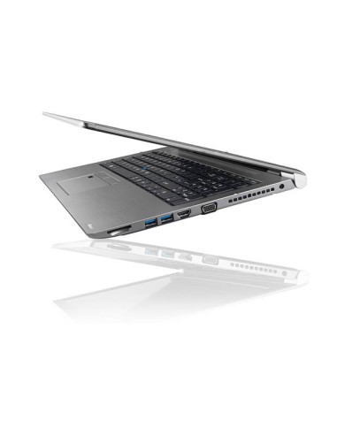 Toshiba Tecra Z50-E-15J Computer portatile 39,6 cm (15.6") Full HD Intel® Core™ i7 16 GB DDR4-SDRAM 512 GB SSD Wi-Fi 5