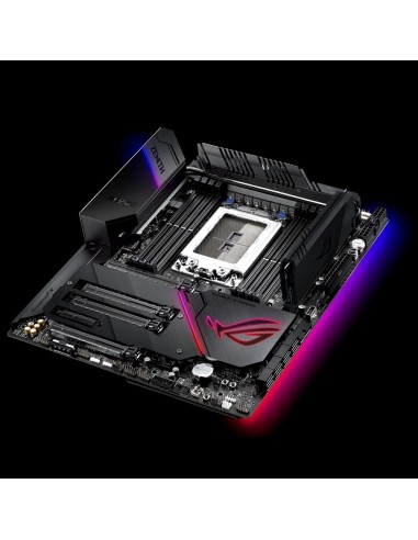 ASUS ROG Zenith Extreme Alpha AMD X399 Socket TR4 ATX esteso