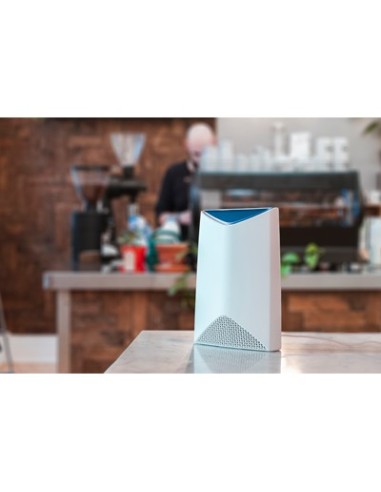NETGEAR Orbi Pro router wireless Gigabit Ethernet Banda tripla (2.4 GHz 5 GHz 5 GHz) 4G Bianco