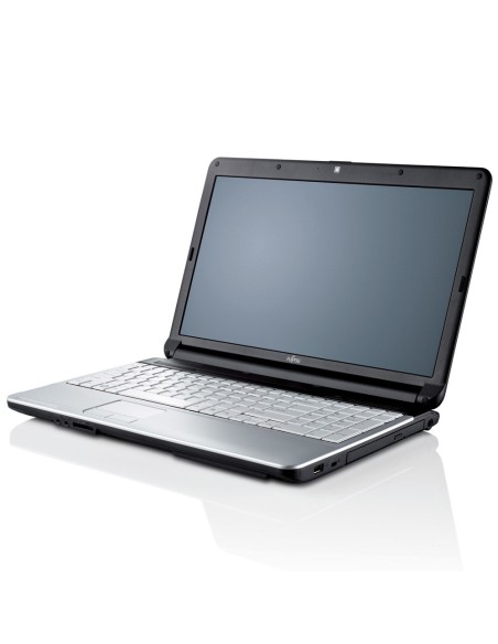 Fujitsu LIFEBOOK A530 Computer portatile 39,6 cm (15.6") HD Intel® Pentium® 2 GB DDR3-SDRAM 320 GB HDD Wi-Fi 4 (802.11n)