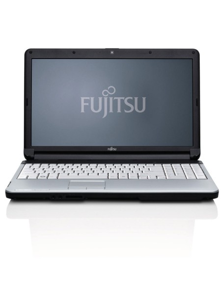 Fujitsu LIFEBOOK A530 39,6 cm (15.6") HD Intel® Core™ i3 4 GB DDR3-SDRAM 320 GB HDD Windows 7 Professional Nero