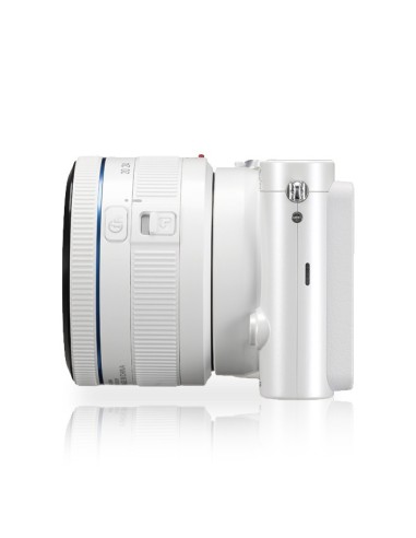 Samsung NX 1000 + 20-50mm MILC 20,3 MP CMOS 5472 x 3648 Pixel Bianco