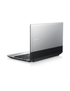 Samsung 3 NP300E5C 39,6 cm (15.6") Intel® Core™ i3 4 GB DDR3-SDRAM 500 GB HDD Windows 7 Home Premium Nero, Argento 2