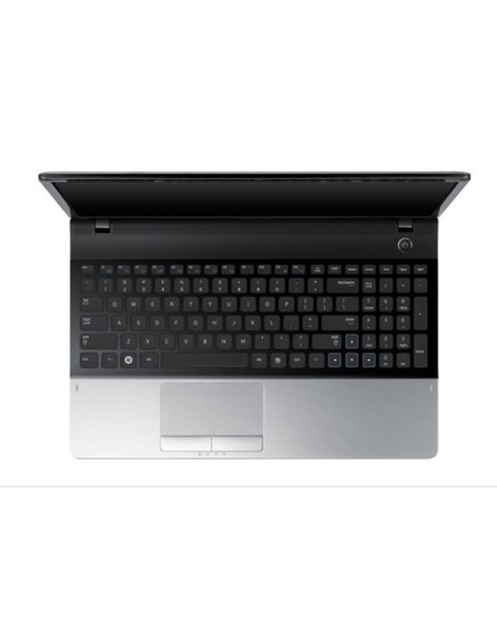 Samsung 3 NP300E5X 39,6 cm (15.6") Intel® Celeron® 2 GB DDR3-SDRAM 500 GB HDD FreeDOS Nero, Argento