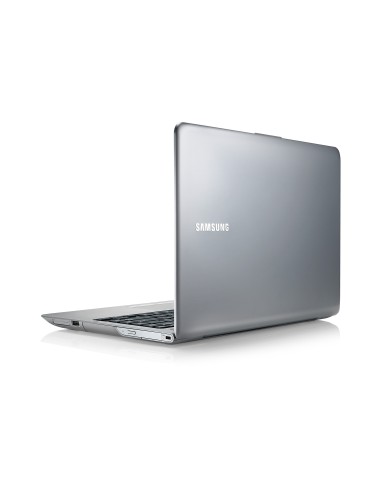 Samsung 5 NP530U4C 35,6 cm (14") Intel® Core™ i5 6 GB DDR3-SDRAM 1000 GB HDD NVIDIA® GeForce® GT 620M Windows 7 Professional