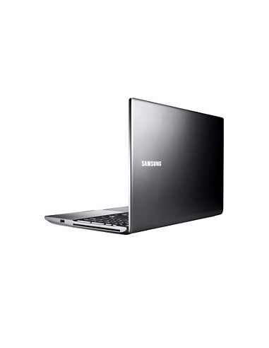 Samsung 7 NP700Z5C-S01IT notebook 39,6 cm (15.6") HD+ Intel® Core™ i7 8 GB DDR3-SDRAM 750 GB HDD NVIDIA® GeForce® GT 640M
