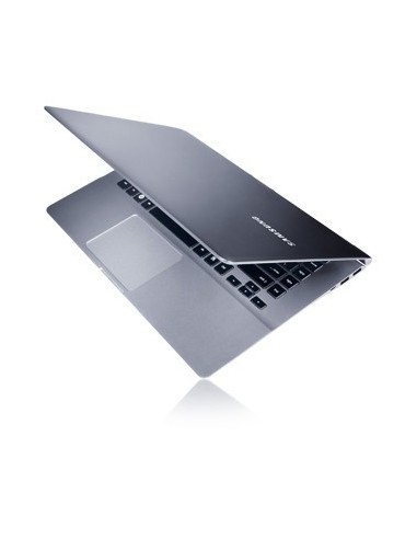 Samsung 9 NP900X4D-A01IT notebook Computer portatile 38,1 cm (15") HD+ Intel® Core™ i5 4 GB DDR3-SDRAM 128 GB SSD Windows 7