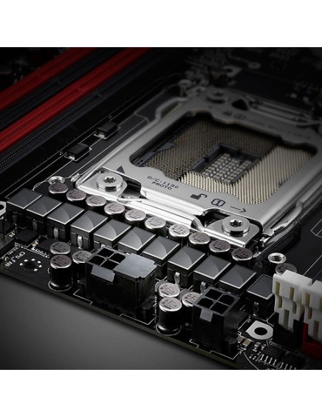 ASUS Rampage IV Extreme LGA 2011 (Socket R) ATX esteso