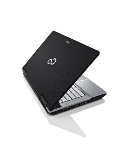 Fujitsu LIFEBOOK S751 Computer portatile 35,6 cm (14") HD Intel® Core™ i5 4 GB DDR3-SDRAM 320 GB HDD Windows 7 Professional