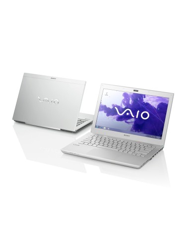 Sony VAIO SVS1311R9E 33,8 cm (13.3") HD Intel® Core™ i7 4 GB DDR3-SDRAM 750 GB HDD NVIDIA® GeForce® GT 640M LE Windows 7
