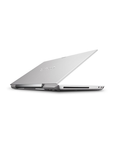 Sony VAIO SVS1511U9E notebook Computer portatile 39,4 cm (15.5") Full HD Intel® Core™ i7 4 GB DDR3-SDRAM 640 GB HDD NVIDIA®