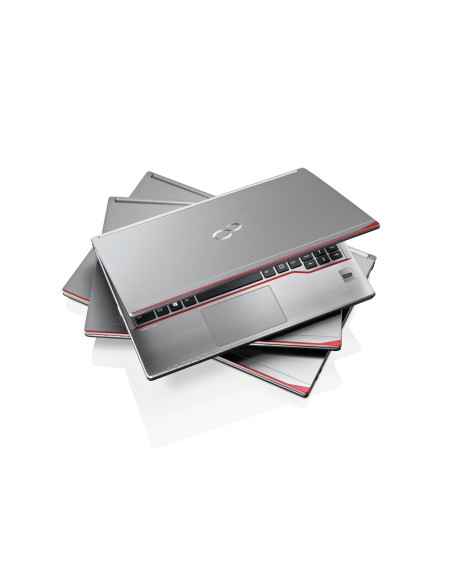 Fujitsu LIFEBOOK E736 Computer portatile 33,8 cm (13.3") Intel® Core™ i5 8 GB DDR4-SDRAM 500 GB HDD Windows 7 Professional