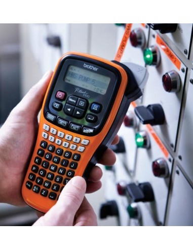 Brother PT-E100VP stampante per etichette (CD) Trasferimento termico 180 x 180 DPI TZe ABC