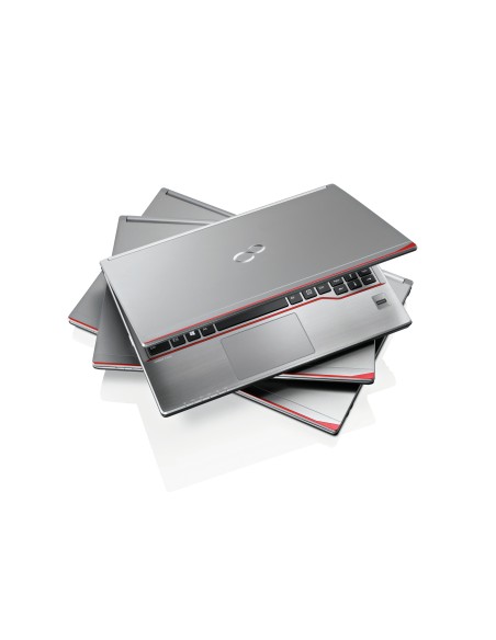 Fujitsu LIFEBOOK E736 Computer portatile 33,8 cm (13.3") Intel® Core™ i7 16 GB DDR4-SDRAM 256 GB SSD Windows 7 Professional