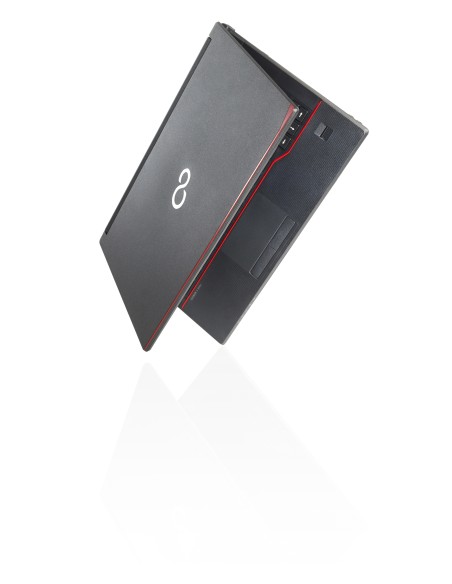 Fujitsu LIFEBOOK E546 Computer portatile 35,6 cm (14") Intel® Core™ i5 4 GB DDR4-SDRAM 500 GB HDD Windows 7 Professional Nero