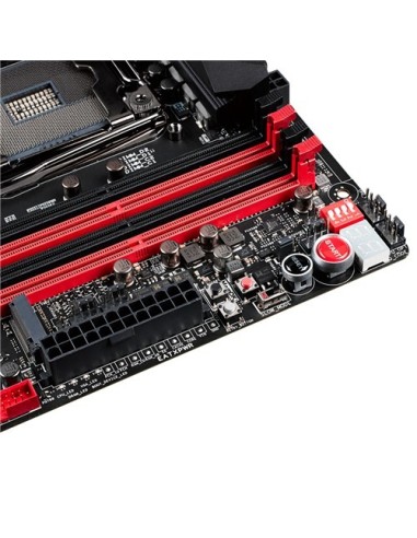 ASUS RAMPAGE V EXTREME Intel® X99 LGA 2011-v3 ATX esteso