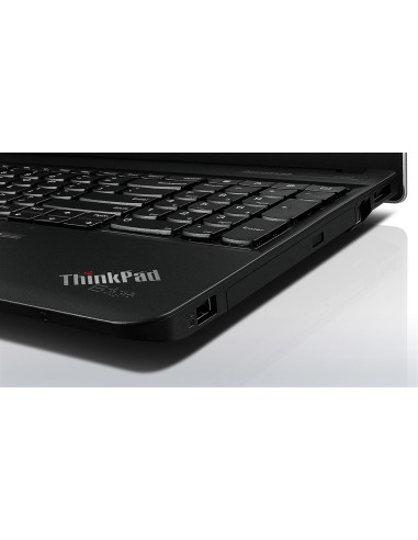 Lenovo ThinkPad Edge E540 Computer portatile 39,6 cm (15.6") Intel® Core™ i3 4 GB DDR3L-SDRAM 500 GB HDD Windows 7 Professional