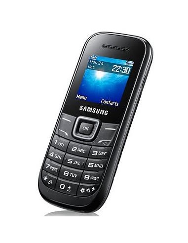 Samsung E1200 3,86 cm (1.52") 65,1 g Nero Telefono di livello base