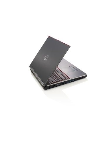 Fujitsu CELSIUS H730 Computer portatile 39,6 cm (15.6") Full HD Intel® Core™ i7 8 GB DDR3L-SDRAM 508 GB Hard Disk Ibrido