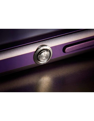 Sony Xperia Smartphone ™ Z1