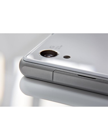 Sony Xperia Smartphone ™ Z1