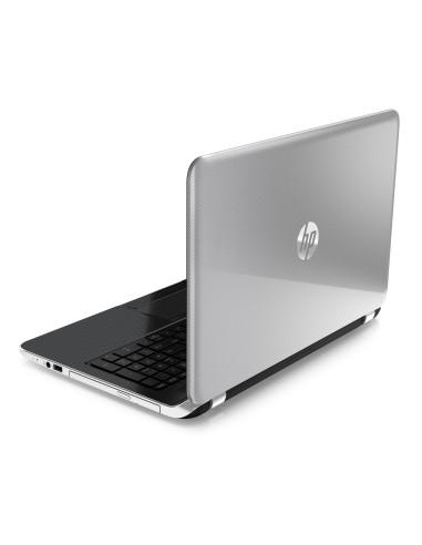 HP Pavilion 15-n027sl Computer portatile 39,6 cm (15.6") AMD A4 4 GB DDR3-SDRAM 500 GB HDD AMD Radeon HD 8670M Wi-Fi 4