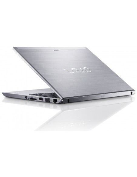 Sony VAIO SVT1313Z9E Computer portatile 33,8 cm (13.3") Touch screen Intel® Core™ i7 4 GB DDR3-SDRAM 524 GB HDD+SSD Windows 8