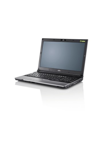 Fujitsu CELSIUS H720 Computer portatile 39,6 cm (15.6") HD+ Intel® Core™ i7 4 GB DDR3-SDRAM 500 GB HDD NVIDIA® Quadro® K1000M