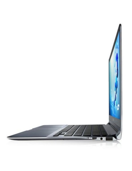 Samsung ATIV NP900X3E Computer portatile 33,8 cm (13.3") Full HD Intel® Core™ i7 4 GB DDR3-SDRAM 256 GB SSD Windows 8 Pro Nero