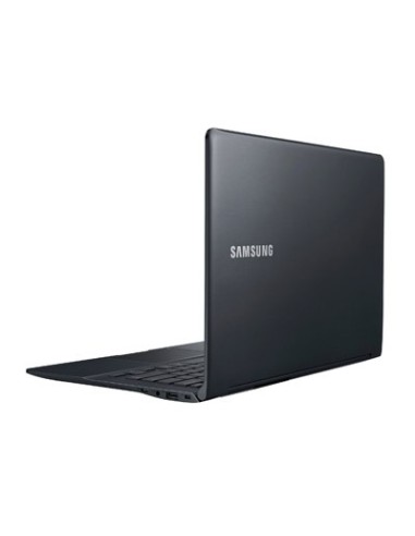 Samsung ATIV NP905S3G Computer portatile 33,8 cm (13.3") 4 GB DDR3-SDRAM 128 GB SSD Windows 8 Nero