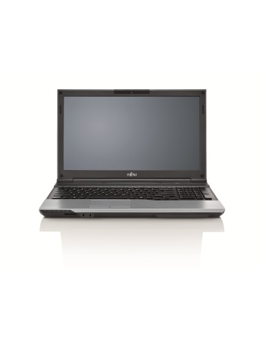 Fujitsu LIFEBOOK A532 39,6 cm (15.6") HD Intel® Core™ i7 8 GB DDR3-SDRAM 500 GB HDD Windows 8 Pro Nero, Argento