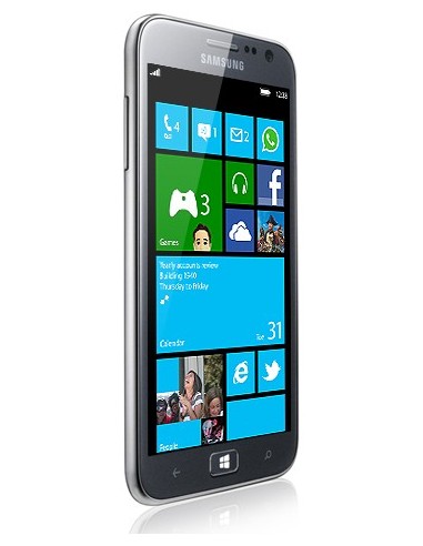 Samsung ATIV S GT-I8750 12,2 cm (4.8") SIM singola Windows Phone 8 3G 1 GB 16 GB 2300 mAh Argento