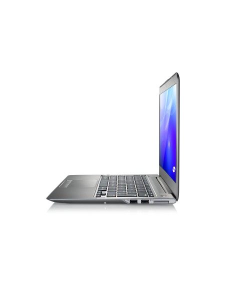 Samsung 5 NP530U3C Computer portatile 33,8 cm (13.3") HD Intel® Core™ i5 4 GB DDR3-SDRAM 128 GB SSD Windows 8 Argento