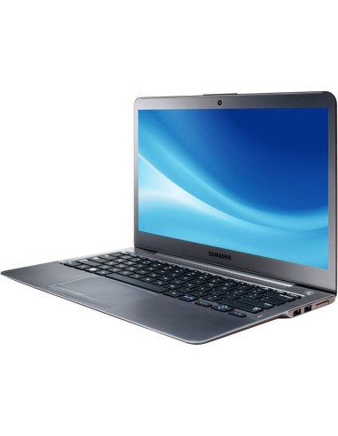 Samsung 5 NP535U3C-A01IT notebook Computer portatile 33,8 cm (13.3") AMD A4 4 GB DDR3-SDRAM 500 GB HDD Windows 8 Argento