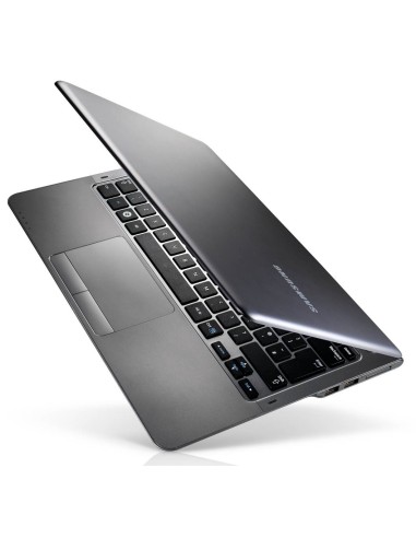 Samsung 5 NP535U3C-A01IT notebook Computer portatile 33,8 cm (13.3") AMD A4 4 GB DDR3-SDRAM 500 GB HDD Windows 8 Argento