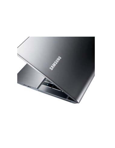 Samsung 7 NP700Z7CH 43,9 cm (17.3") Full HD Intel® Core™ i7 8 GB DDR3-SDRAM 750 GB HDD NVIDIA® GeForce® GT 650M Windows 8