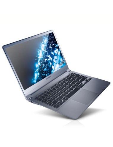 Samsung 9 NP900X3D Computer portatile 33,8 cm (13.3") HD+ Intel® Core™ i5 4 GB DDR3-SDRAM 128 GB SSD Windows 8 Argento