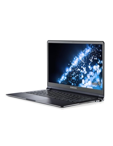 Samsung 9 NP900X3E Computer portatile 33,8 cm (13.3") Full HD Intel® Core™ i5 4 GB DDR3-SDRAM 256 GB SSD Windows 8 Pro Nero