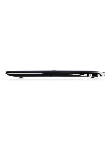 Samsung ATIV NP900X3E Computer portatile 33,8 cm (13.3") Full HD Intel® Core™ i5 4 GB DDR3-SDRAM 256 GB SSD Windows 8 Pro Nero