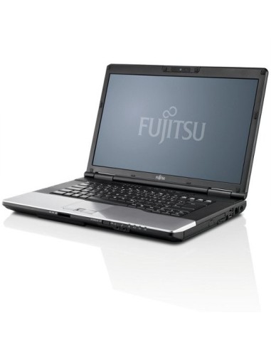 Fujitsu LIFEBOOK E752 Computer portatile 39,6 cm (15.6") HD Intel® Core™ i5 4 GB DDR3-SDRAM 500 GB HDD Windows 7 Professional