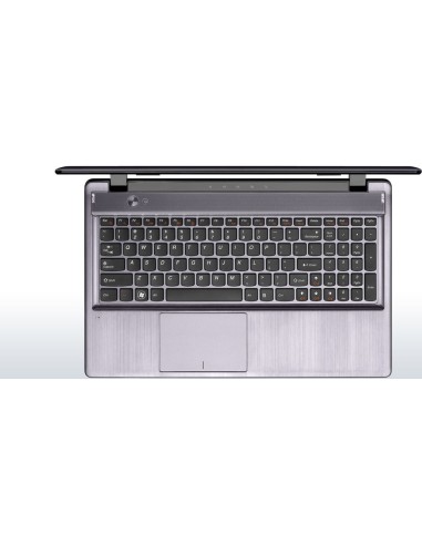 Lenovo IdeaPad Z580 Computer portatile 39,6 cm (15.6") HD Intel® Core™ i5 4 GB DDR3-SDRAM 500 GB HDD Windows 8 Acciaio