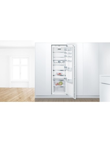 Bosch Serie 6 KIR81AFE0 frigorifero Da incasso 319 L E