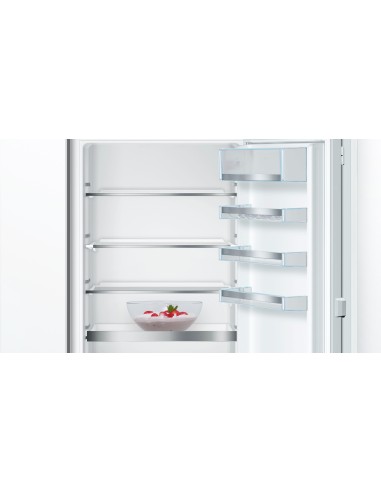 Bosch Serie 6 KIS86AFE0 frigorifero con congelatore Da incasso 266 L E