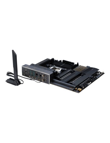 ASUS ProArt X670E-CREATOR WIFI AMD X670 Presa di corrente AM5 ATX