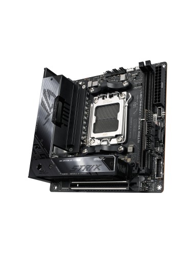 ASUS ROG STRIX X670E-I GAMING WIFI AMD X670 Presa di corrente AM5 mini ITX