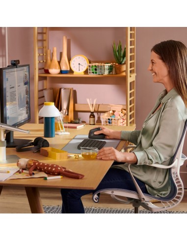 Logitech Lift Mouse Ergonomico Verticale, Senza Fili, Ricevitore Bluetooth o Logi Bolt USB, Clic Silenziosi, 4 Tasti,