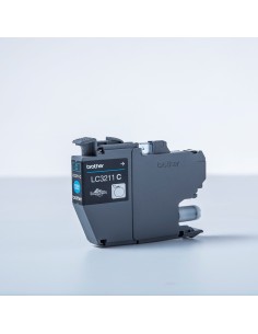 Brother LC3211C cartuccia d'inchiostro 1 pz Originale Ciano 2
